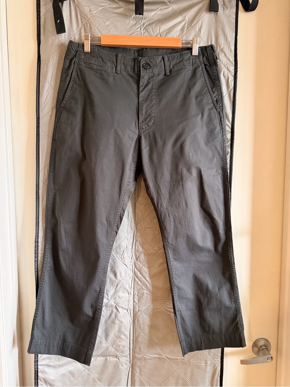 Buck Mason Charcoal Travel Suit - Picture 5 of 8